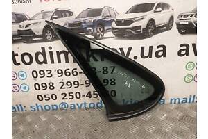 Стекло заднее малое левое Toyota Avensis T22 HB 6272005040