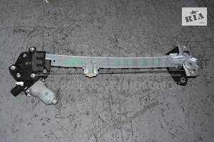 Стеклопод'емник задній лівий електр 2 піна Honda CR-V 2007-2012 7