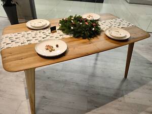 Стол Stone для дома, для офиса, для бара. Творение Стоун - уют семьи за столом. Собственное производство.