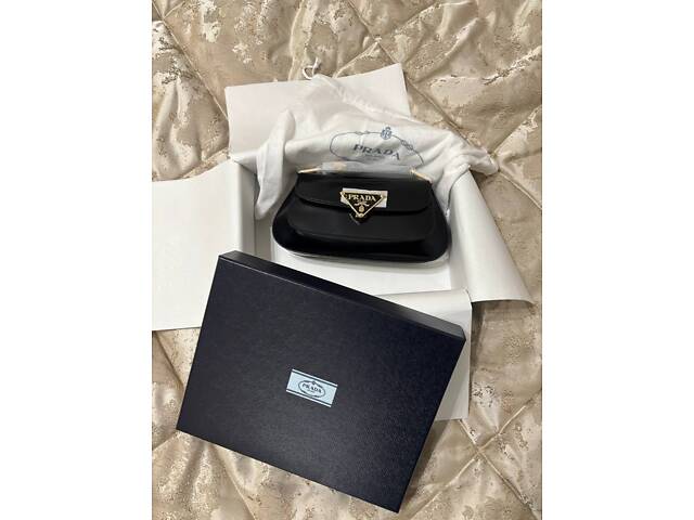 Стильна чорна лакована сумка - Фото 2