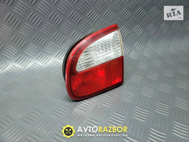 Стоп фонарь правый внутренний оригинал на ляде 096275902 для хэтчбек Daewoo Lanos, Sens 1997-2017 год - Фото 1