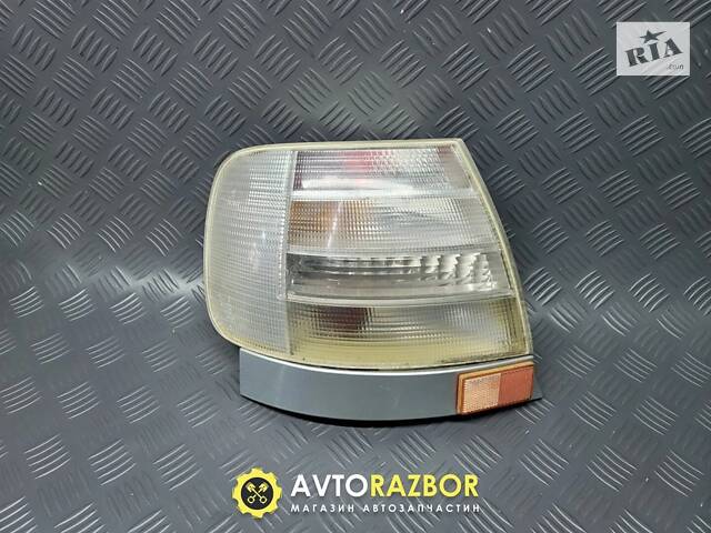 Стоп фонарь задний левый 8D0945111A на Audi A4 (B5) 1994-2001 год - Фото 1