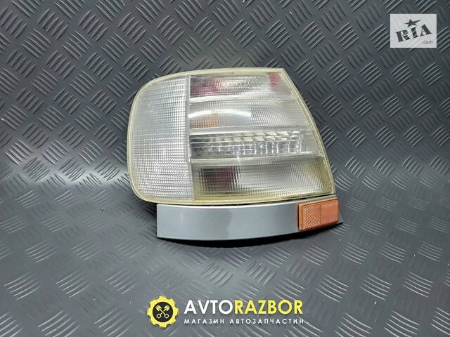 Стоп фонарь задний левый 8D0945111A на Audi A4 (B5) 1994-2001 год - Фото 2
