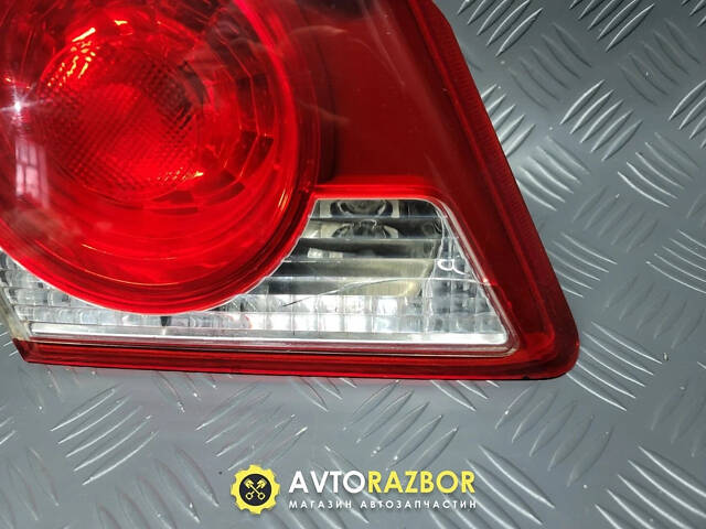 Стоп, фонарь задний левый внутренний 34156SNBG02 на седан Honda Civic VIII 4D 2005-2012 год - Фото 2