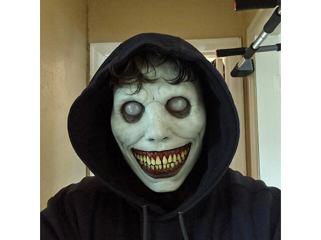 Страшна маска на Геловін RESTEQ — моторошна усміхнена маска з білими очима та шкірою, 22×18 см - Фото 2