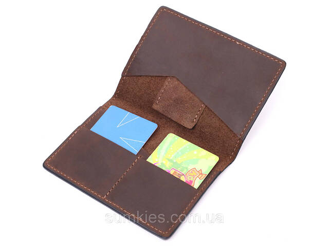 Стильна шкіряна обкладинка на паспорт з утримувачем для Apple AirTag GRANDE PELLE 11621 Коричневий - Фото 7