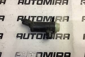 Насос омивача лобового скла Subaru Forester SH 2008-2013 86611AG210