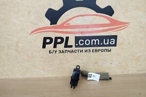 Subaru Outback IV 2009-2014 Forester III Impreza III кнопка склопідйомника 83071FG110