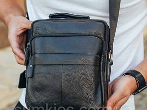 Сумка через плече з натуральної шкіри 22х24х6 / месенджер для активного чоловіка, чорний