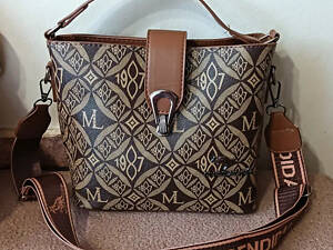 Сумка жіноча. Нова