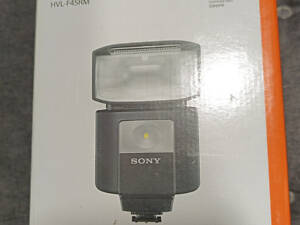 Супервспышка Sony HVL-F45RM для Sony, новая по гарантии.