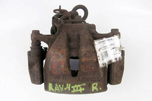 Суппорт передний правый Toyota RAV-4 III 2005-2012 4773042090