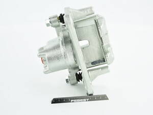 Суппорт Тормозной Задний Правый на Montero, Pajero