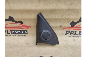 Suzuki Swift 2004-2010 уголок треугольник заглушка накладка левого зеркала