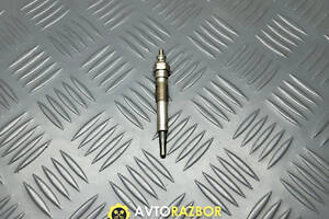 Свічка розжарювання Lucas LP065 на 1.5-1.7TD Opel Astra F, Corsa B 1991-2000 рік