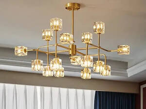 Светодиодная люстра Рубик 8913 (Золотистая) на 16 плафонов
