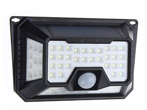 Світильник світлодіодний настінний на сонячній батареї з датчиком руху (66 світлодіодів SMD) WT-WL6015