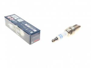 Свічка запалювання BOSCH 0 242 245 571 Alfa Romeo 155; Toyota Carina, Celica, Camry, Avensis, Rav-4; Renault Safrane; Le