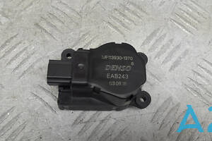 T2H8161 - Б/В Моторчик привода обігрівача на JAGUAR F-PACE (X761) 2.0 AWD