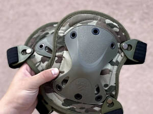 Тактичний комплект Наколінники + налокотники з міцного пластику FH 77 (Мультикам)