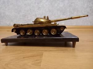 Танк сувенір. Т-55,латунь.
