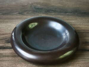 Тарілка-камінь Olens Донат-грей 101-0503 24 см коричнева