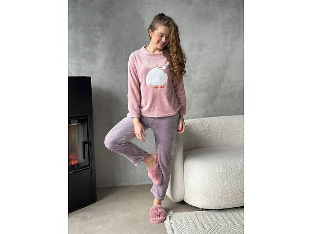 Тепла розова піжама з сірими штанами та милим принтом - Фото 6