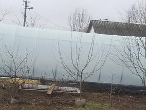 Теплиця 'Косичка' 2 х 8 м (труба оцинкована 20х20), повний комплект 'Преміум', плівка UV-4, 100 мкм.