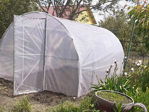 Теплиця 'Маївка' 4 х 8 м, (труба оцинкована 30х20 мм.), повний комплект 'Преміум', плівка UV-4, 120 мкм.