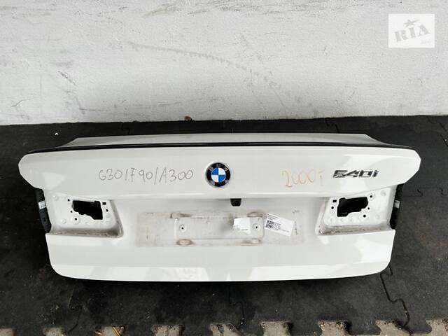 КАРБОН ЗАДНЯ КЛЮК БАГАЖНИКА BMW G30 F90 A300