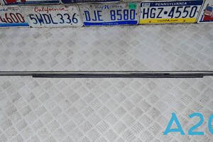 TK4850670 - Б/У Молдинг стекла двери наружный на MAZDA CX-9 2.5  (есть царапины, сломано крепление)