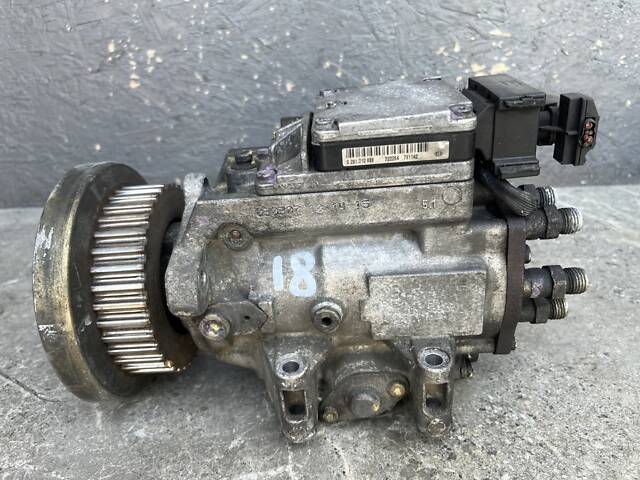 ТНВД / ПНВТ топливный насос для Audi A8 2.5 TDI 059130106D - Фото 1