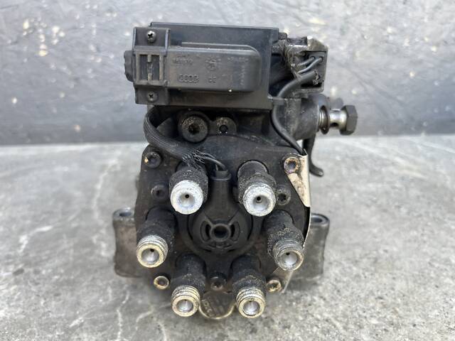 ТНВД / ПНВТ топливный насос для Audi A8 2.5 TDI 059130106D - Фото 2