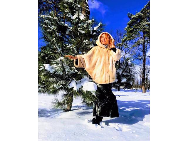 только сегодня ! шуба с натурального меха-норка - светлого цвета-Продается не дорого