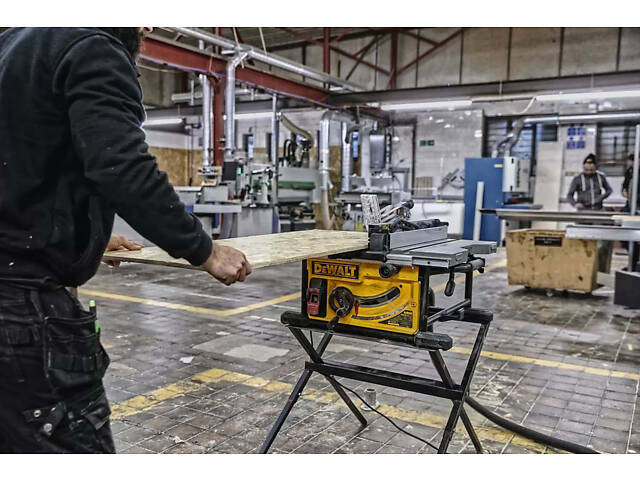 ТОП! Профессиональная пила настольная сетевая DeWALT DWE7492: 2000 Вт, диск 250 мм - Фото 8