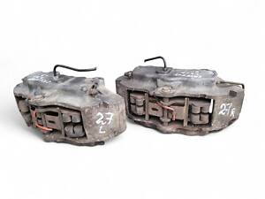 Тормозной суппорт передний VW Touareg 2002-2010