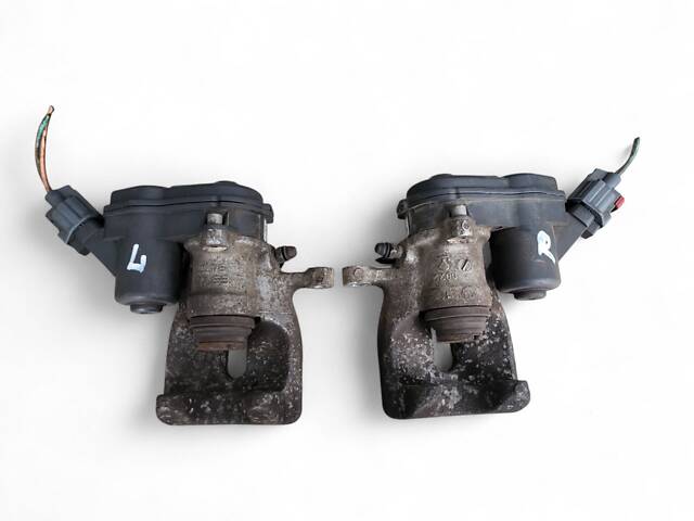 Тормозной суппорт задний Renault Grand Scenic 3 2009-2016 - Фото 2