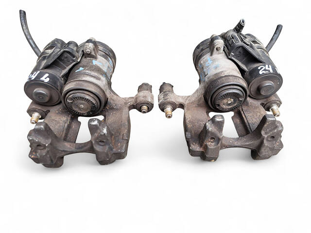 Тормозной суппорт задний VW Jetta 2017-2024 - Фото 4