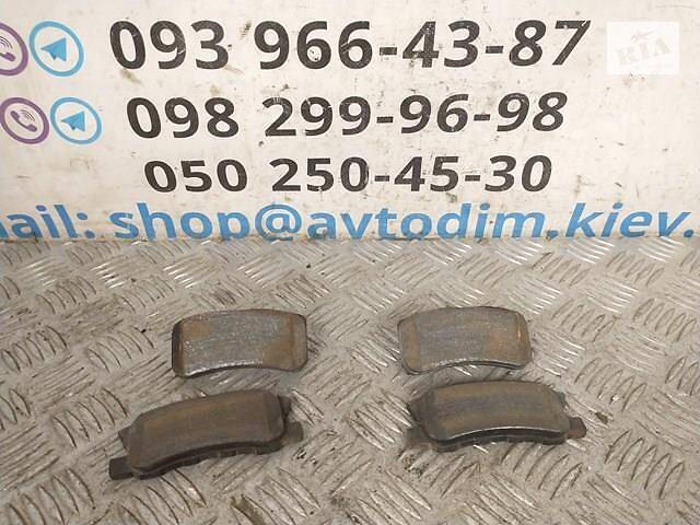 Тормозные колодки задние комплект MN102628 Mitsubishi Pajero Wagon 3 1999-2006