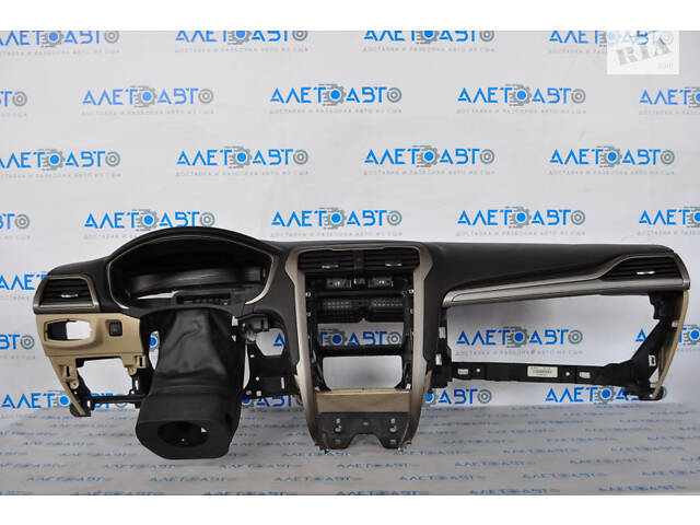 Торпедо передняя панель без AIRBAG Ford Fusion mk5 13-20 беж накладки, тычка
