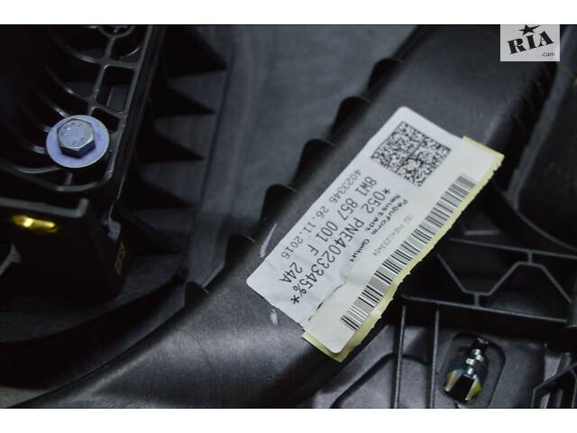 Торпедо передняя панель с AIRBAG Audi A4 B9 17- черная, без проекции, с пищалками (01) 8W1857001K 24A
