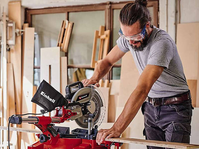 Торцювальна пила з протяжкою та лазером Einhell TC-SM 254 - 2B (4300804) - Фото 8