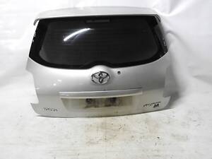 Toyota Auris I 5D 06-09 1C0 Спойлер крышки багажника