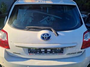 toyota auris I lift klapa bagaznika kolor 040