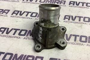 Фланець охолоджуючої рідини Toyota Avensis 2.2 T25 2003-2008 163210R011