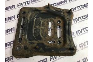 Кронштейн блока ручных тормозов Toyota Avensis 3 T27 2009-4613305010