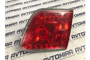 Фонарь задний правый внутренний Toyota Avensis 3 T27 2009-8158005120