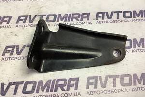 Кронштейн каталізатора Toyota Avensis T25 2.2 D 2003-2008 1711926010