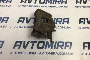 Суппорт тормозной передний левый Toyota Avensis T25 2003-2008 4775005060