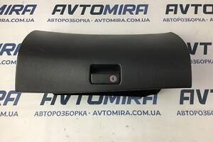 Бардачок Toyota Avensis T25 2003-2008 5555005070